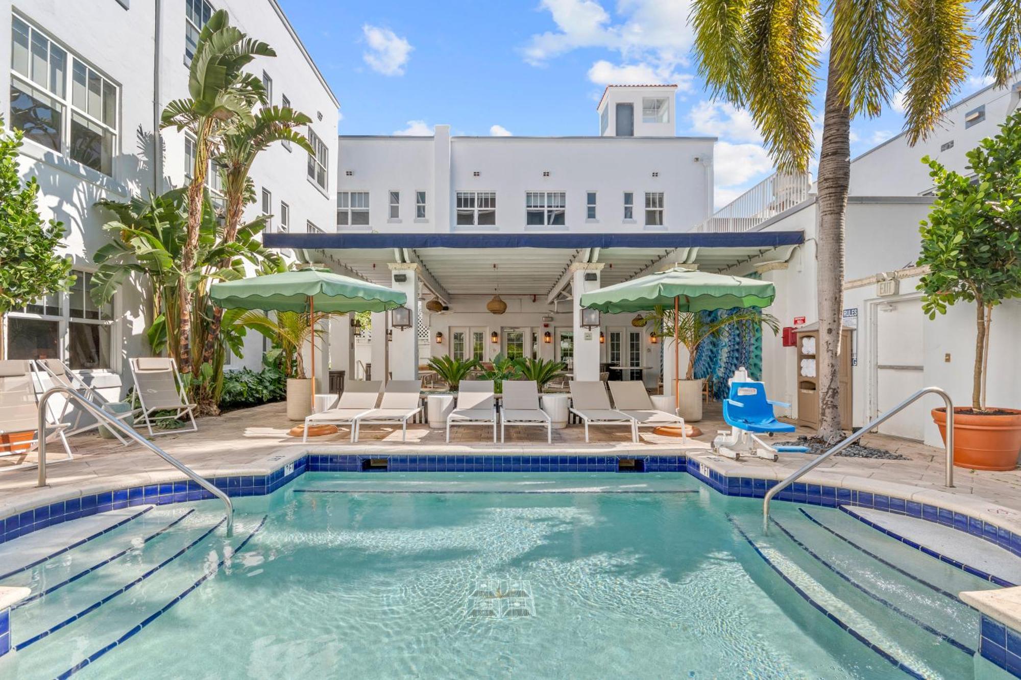 Hotel Aloha Fridays à Miami Beach Extérieur photo